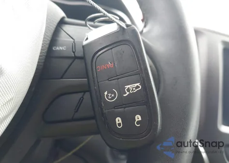 2020 Jeep Cherokee Trailhawk 4X4 из США, поврежденный, VIN 1C4PJMBX8LD590085